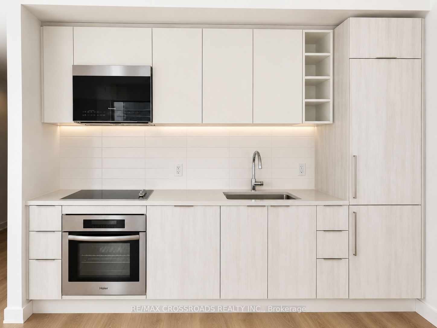 Unit 1018 - 2031 Kennedy Road, Scarborough 4