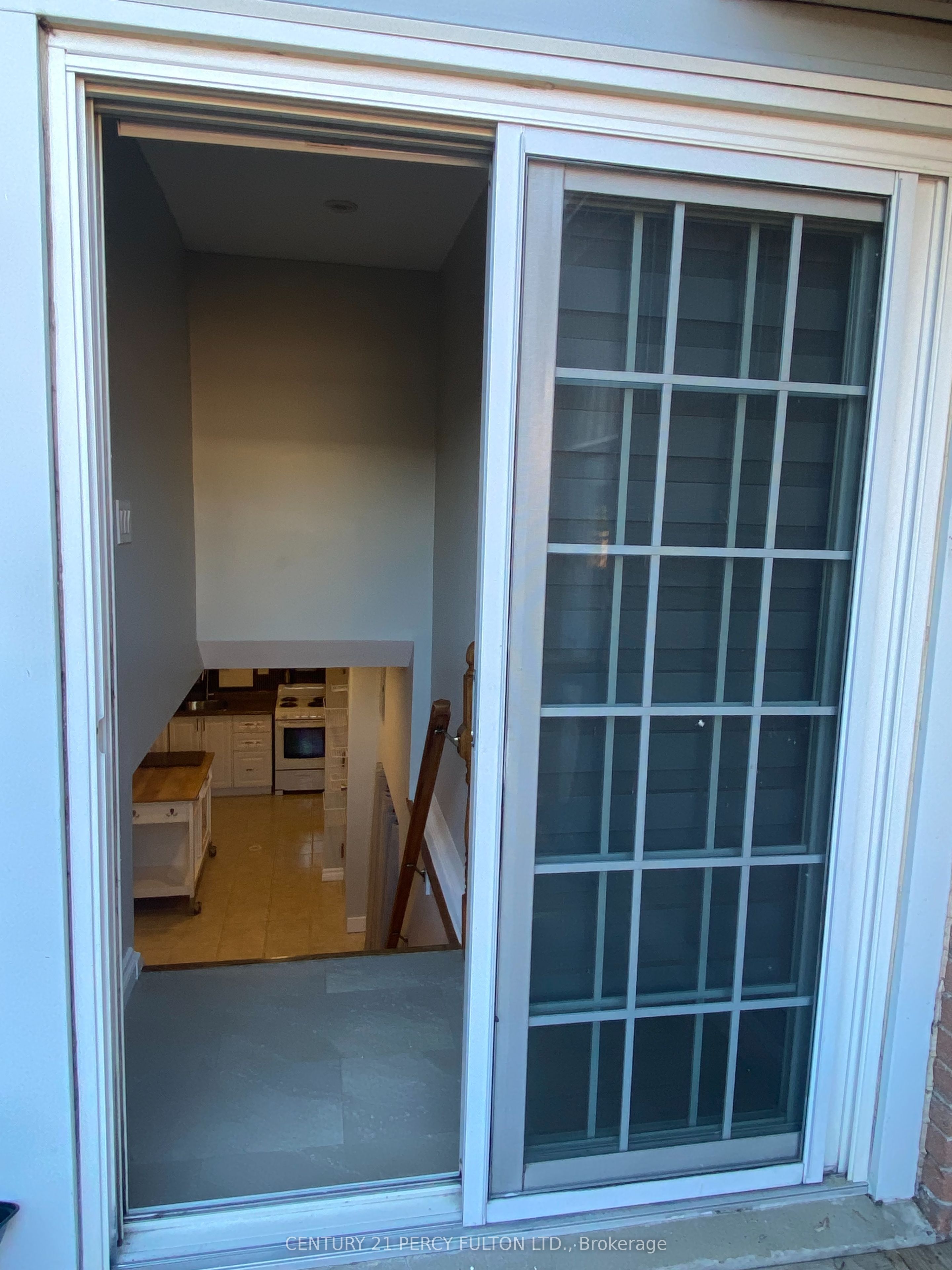 Unit Lower - 119 Calais Street, Whitby 3