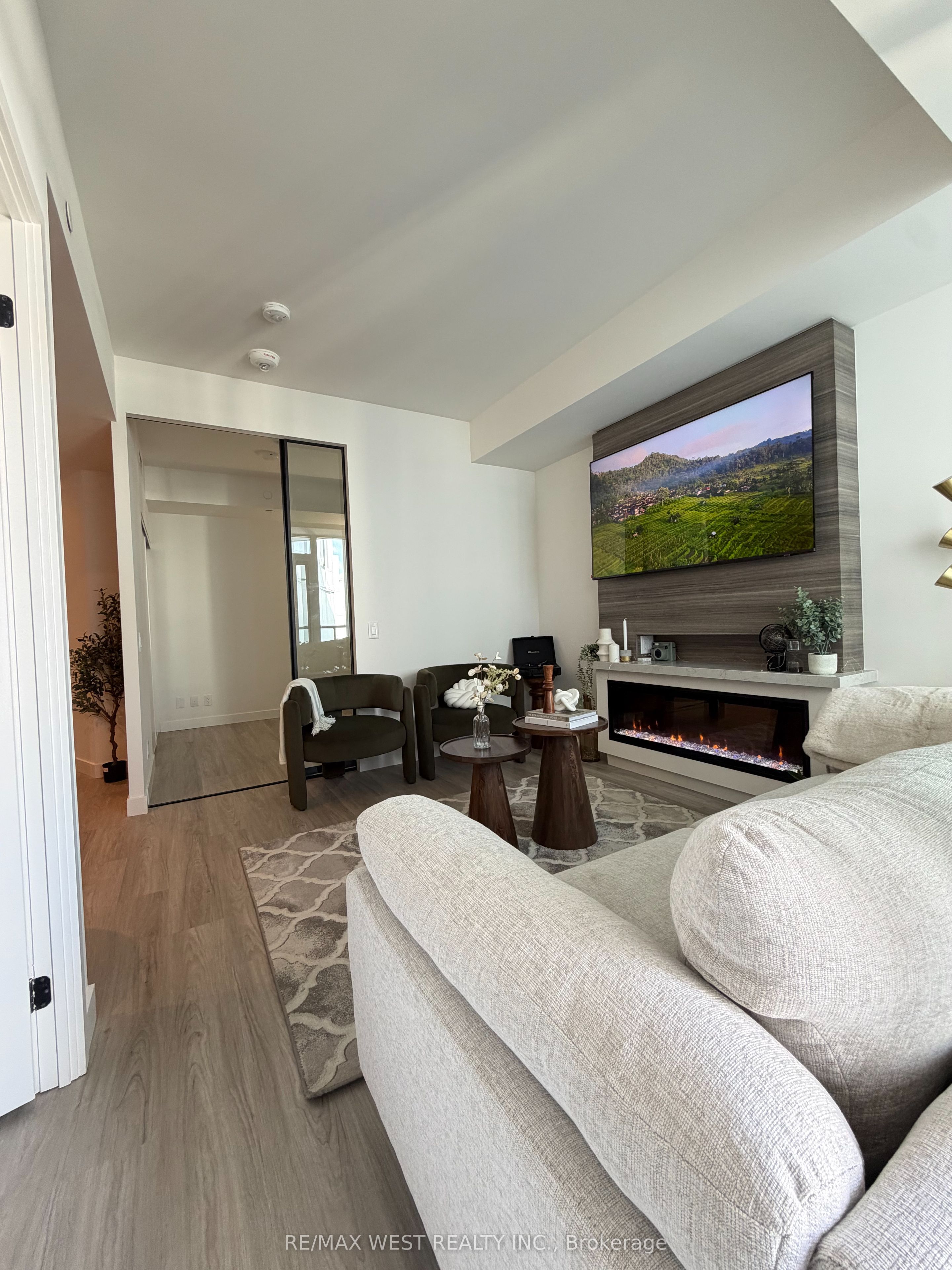 Unit 1415 - 1050 Eastern Avenue, Toronto 4