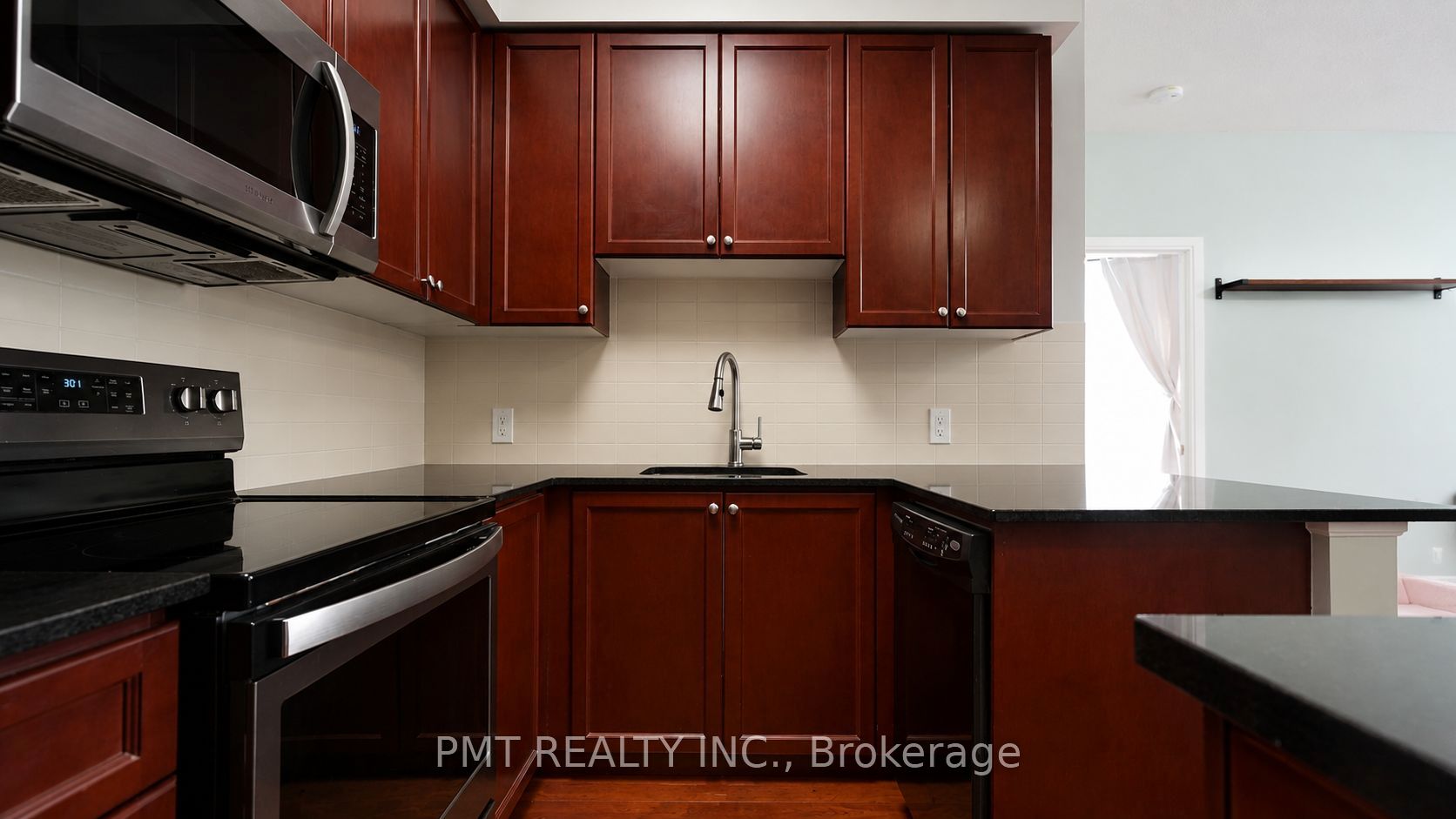 Unit 309 - 125 Village Green Square, Scarborough 5