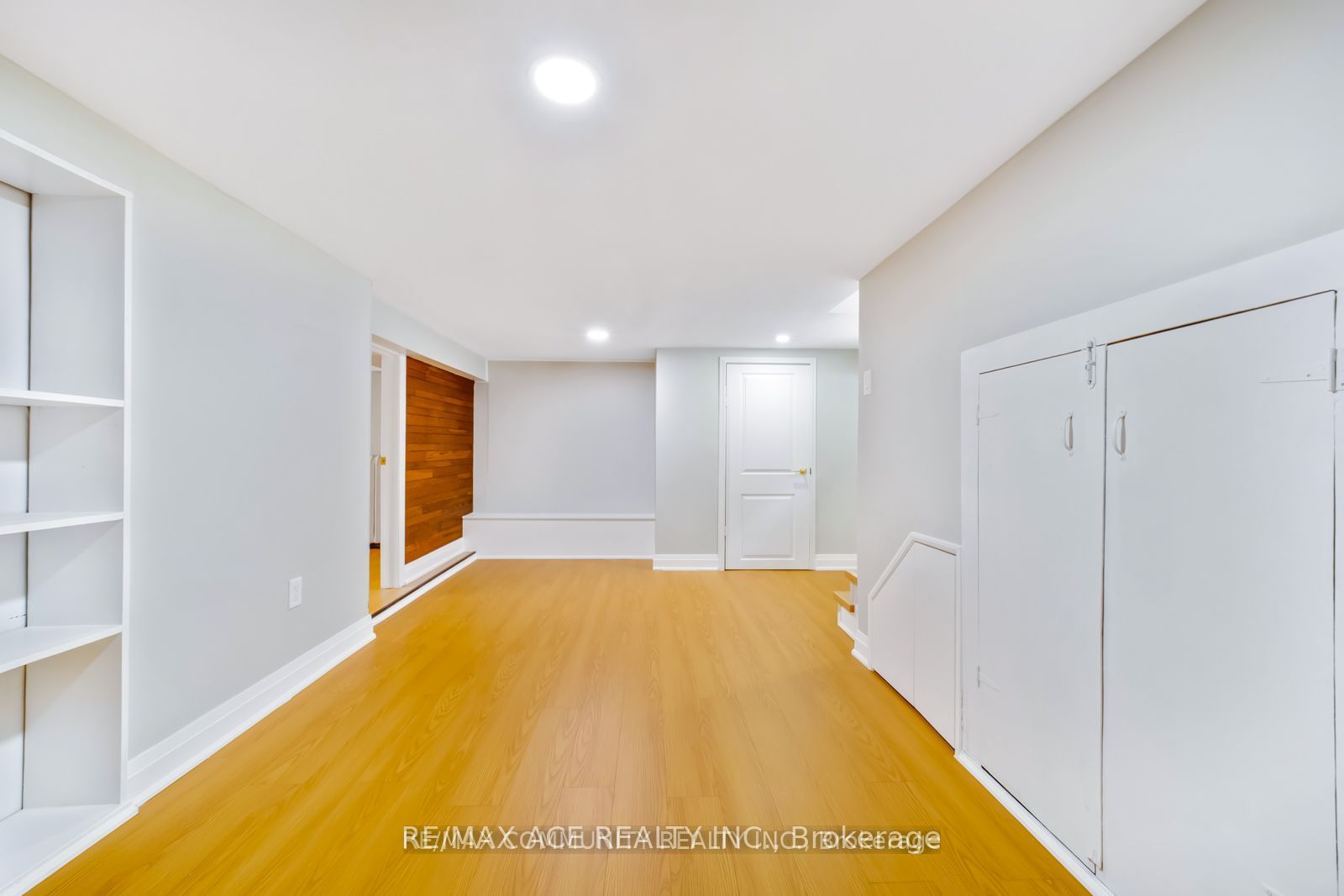 Unit Bsmt - 15 Cree Avenue, Scarborough 4