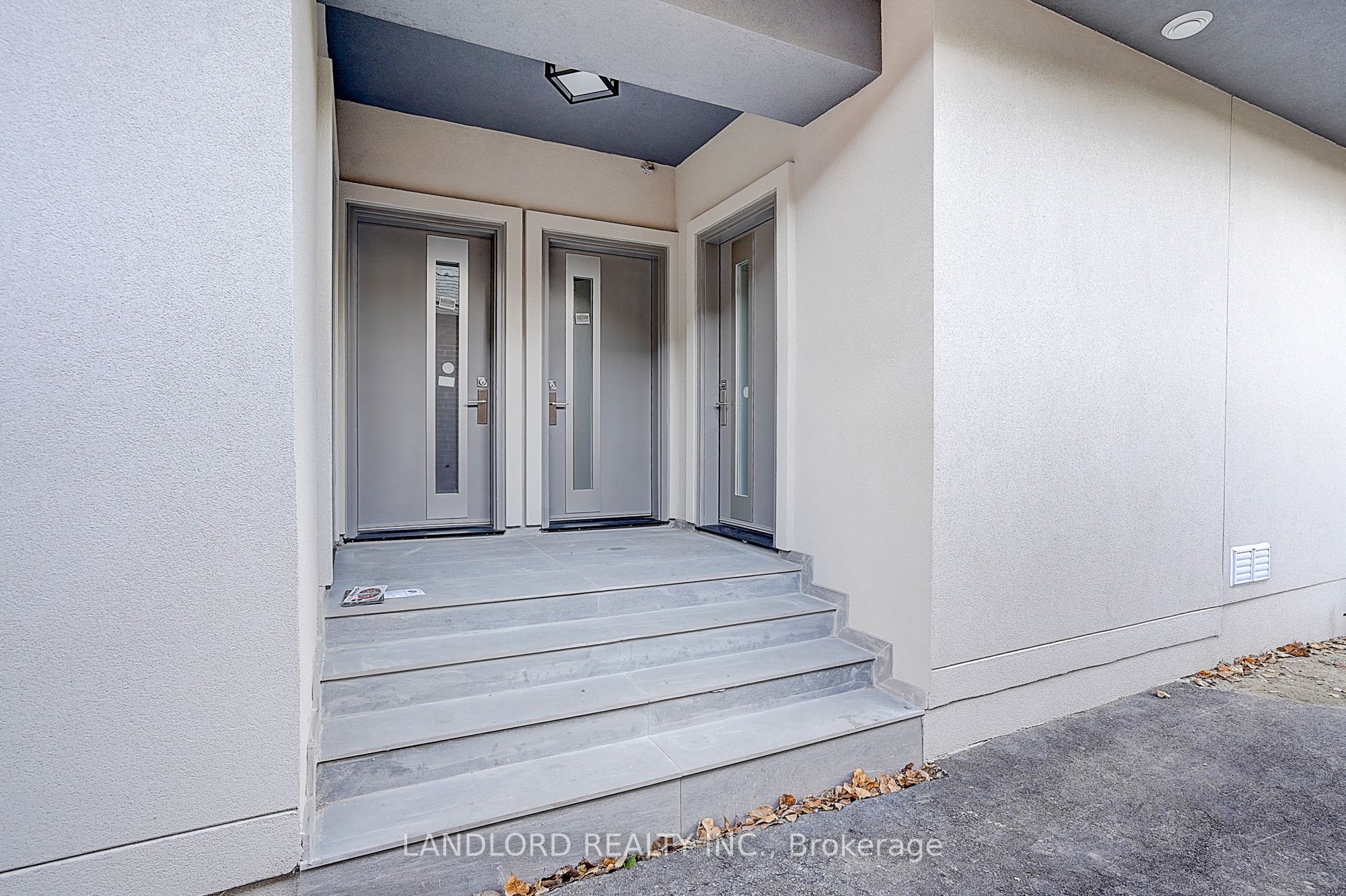 Unit Unit 4 - 1344 Pape Avenue, Toronto 3