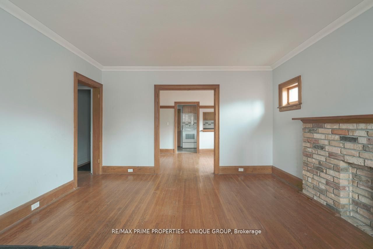 Unit Main - 1 Bonfield Avenue, Toronto 2