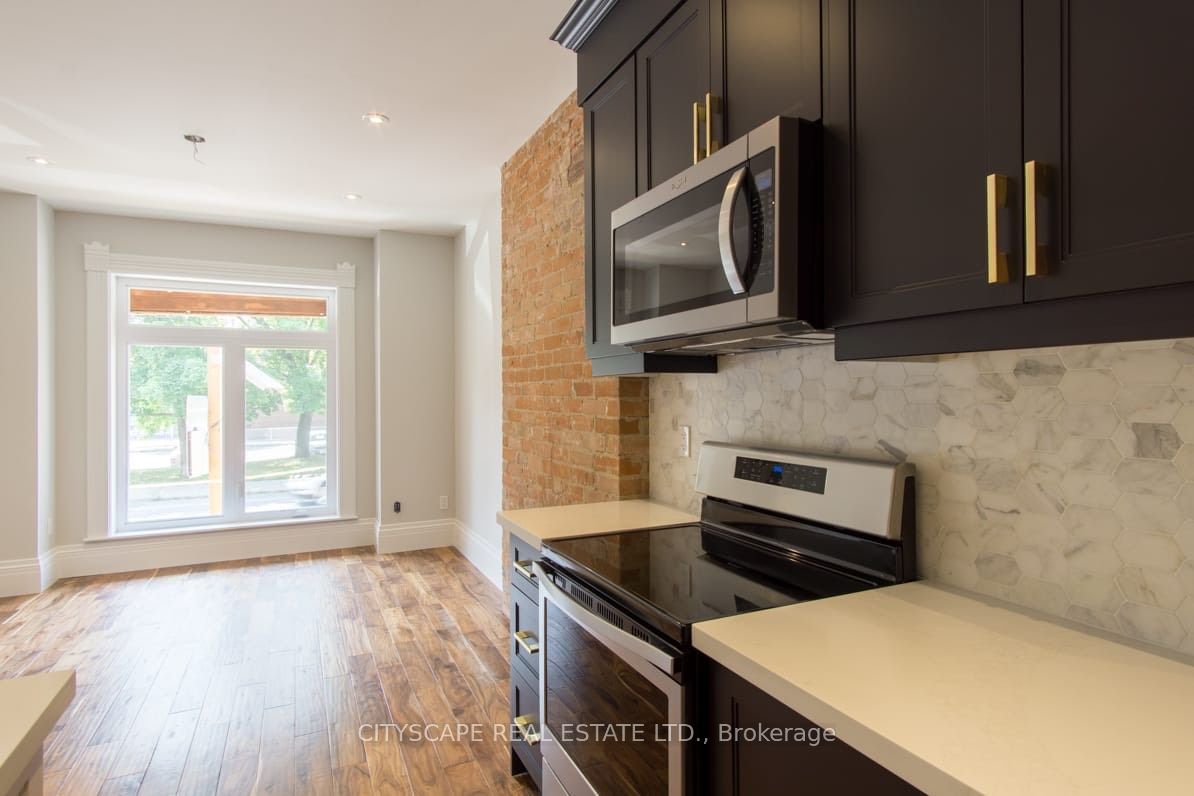 Unit Main - 936 Dundas Street E, Toronto 2