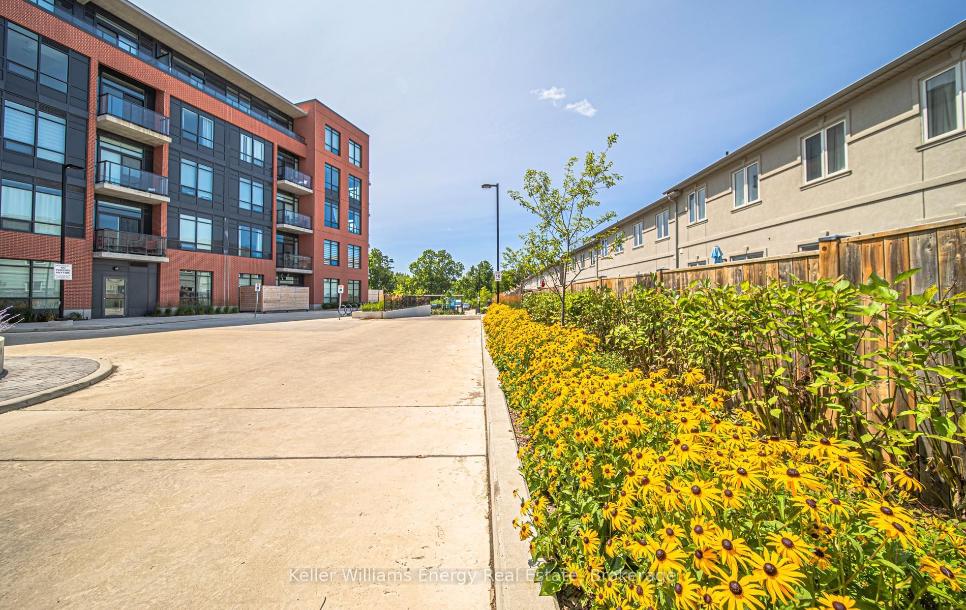 Unit 301 - 1010 Dundas Street E, Whitby 5