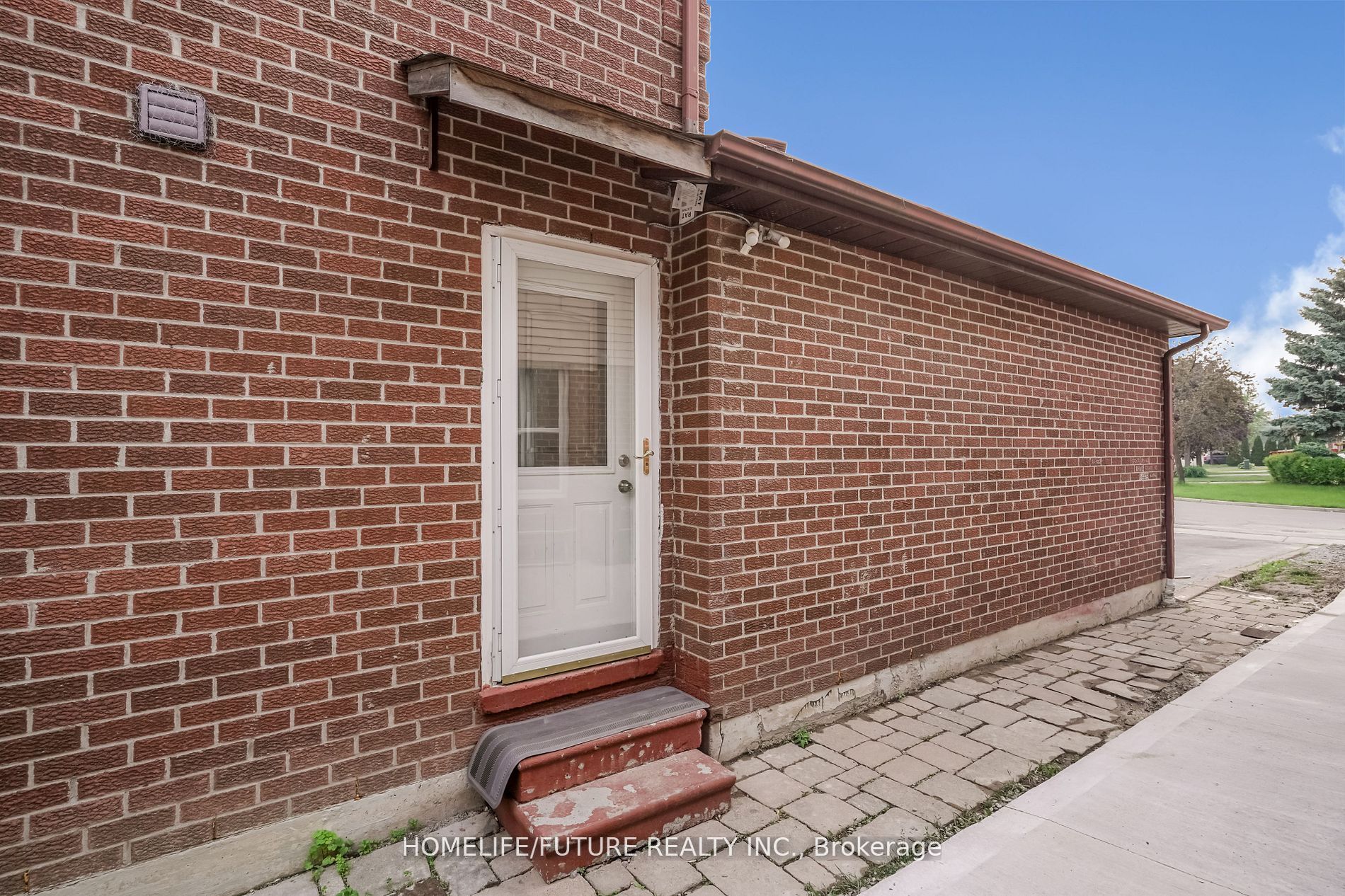 Unit Main & 2nd Flr - 47 Carisbrooke Square, Scarborough 3