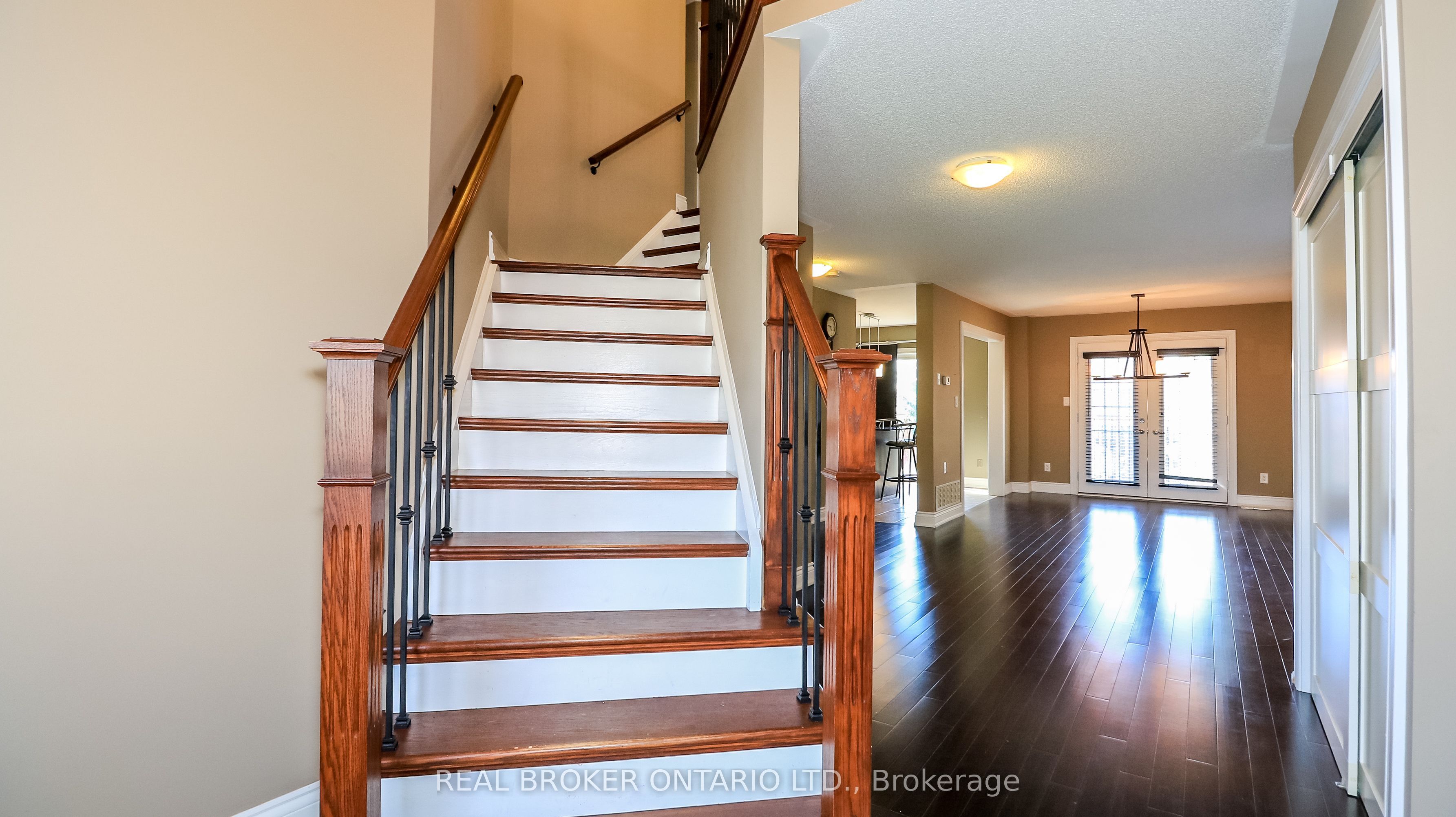 2202 Batters Loop, Innisfil 4