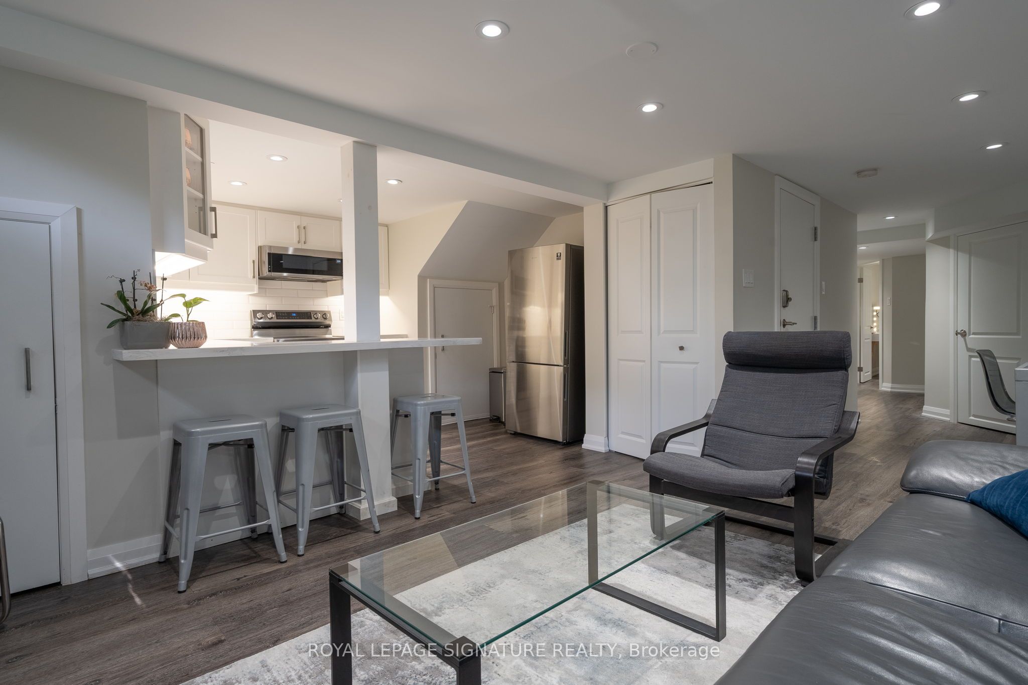 Unit Bsmt - 305 Blue Grass Boulevard, Richmond Hill 2
