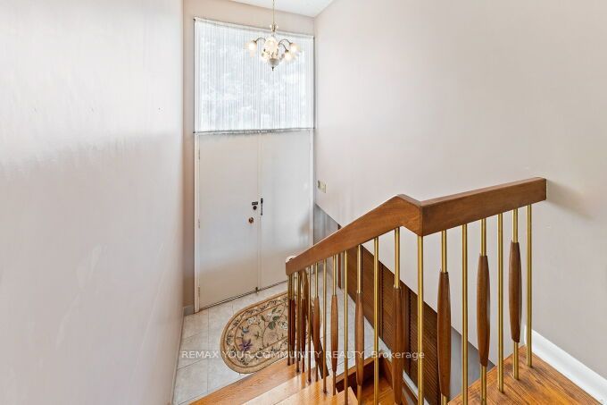 225 16th Avenue, Richmond Hill 5