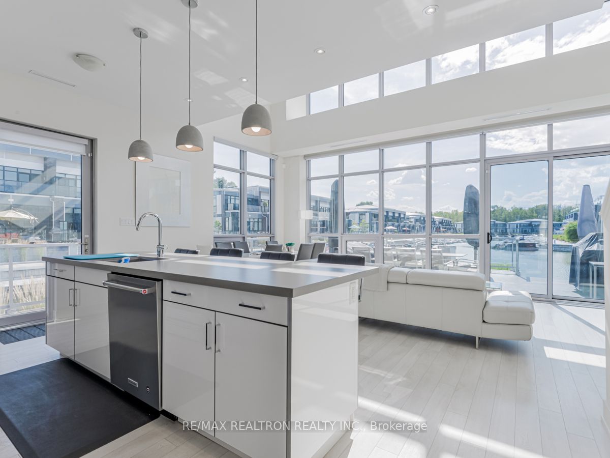 3700 Mangusta Court, Innisfil 2