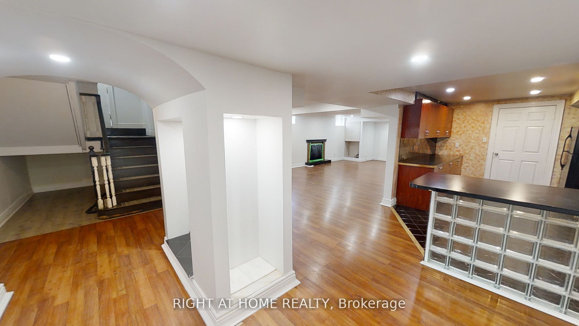 Unit Lower - 31 NORTHGATE Crescent E, Richmond Hill 5
