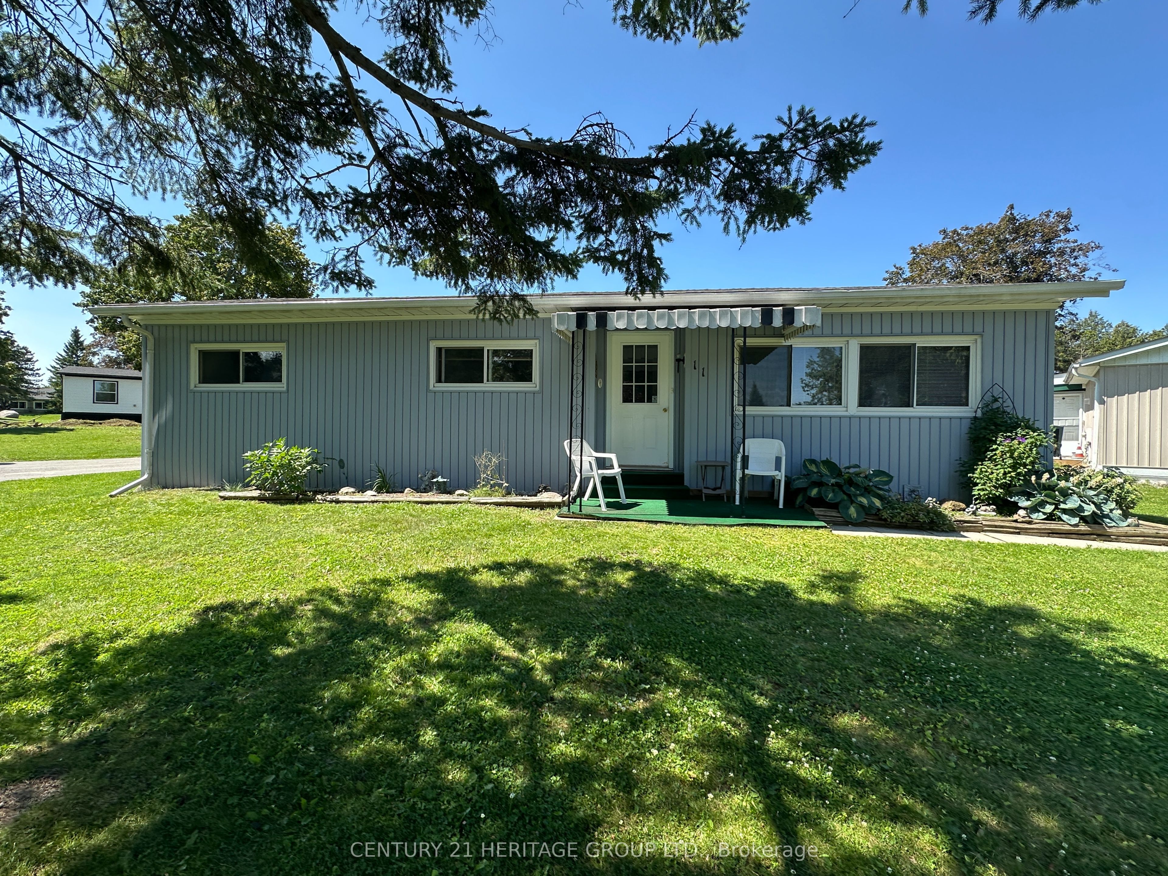 11 Maple Court, Innisfil 1