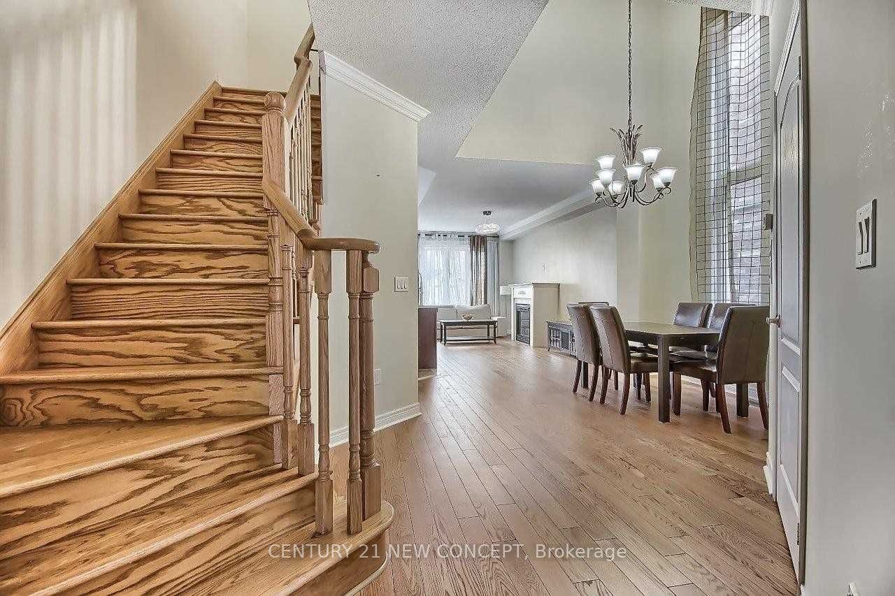 50 Woodville Drive, Vaughan 2