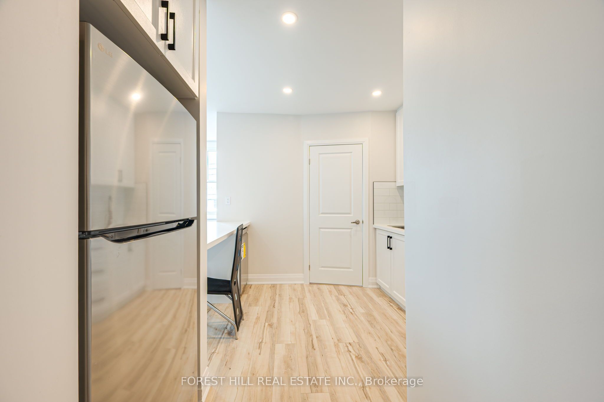 Unit 2 - 7725 Yonge Street, Markham 5