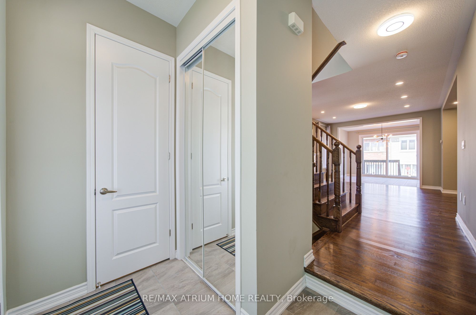 396 Thomas Phillips Drive, Aurora 3