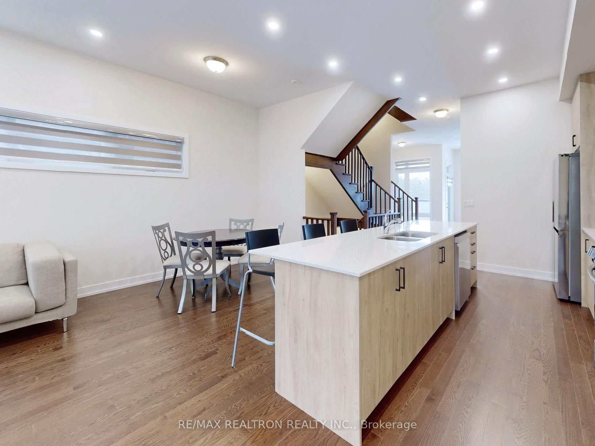 Unit Rm 4 - 45 Credit Lane, Richmond Hill 2