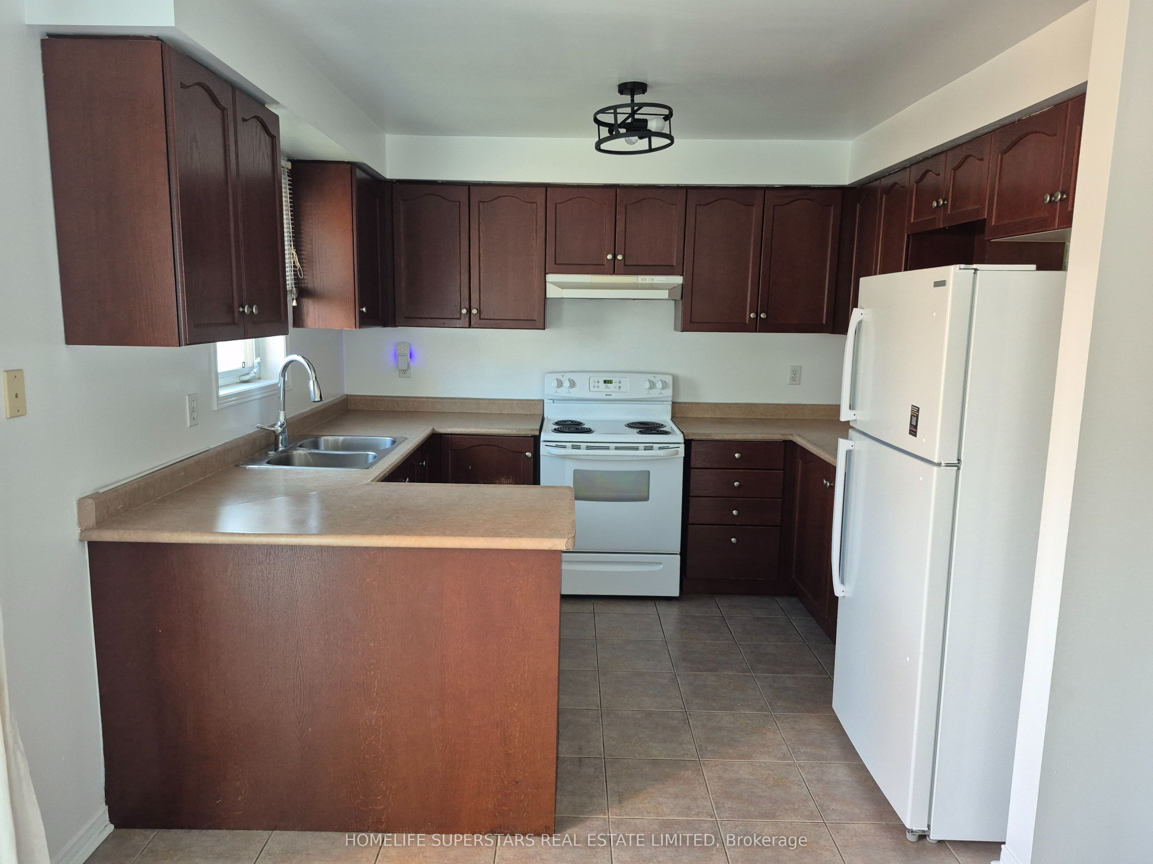 Unit 46 - 19 Foxchase Avenue, Vaughan 5