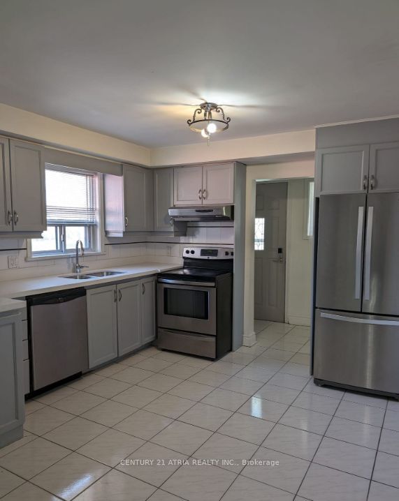 Unit Main - 38 Harding Boulevard, Richmond Hill 5