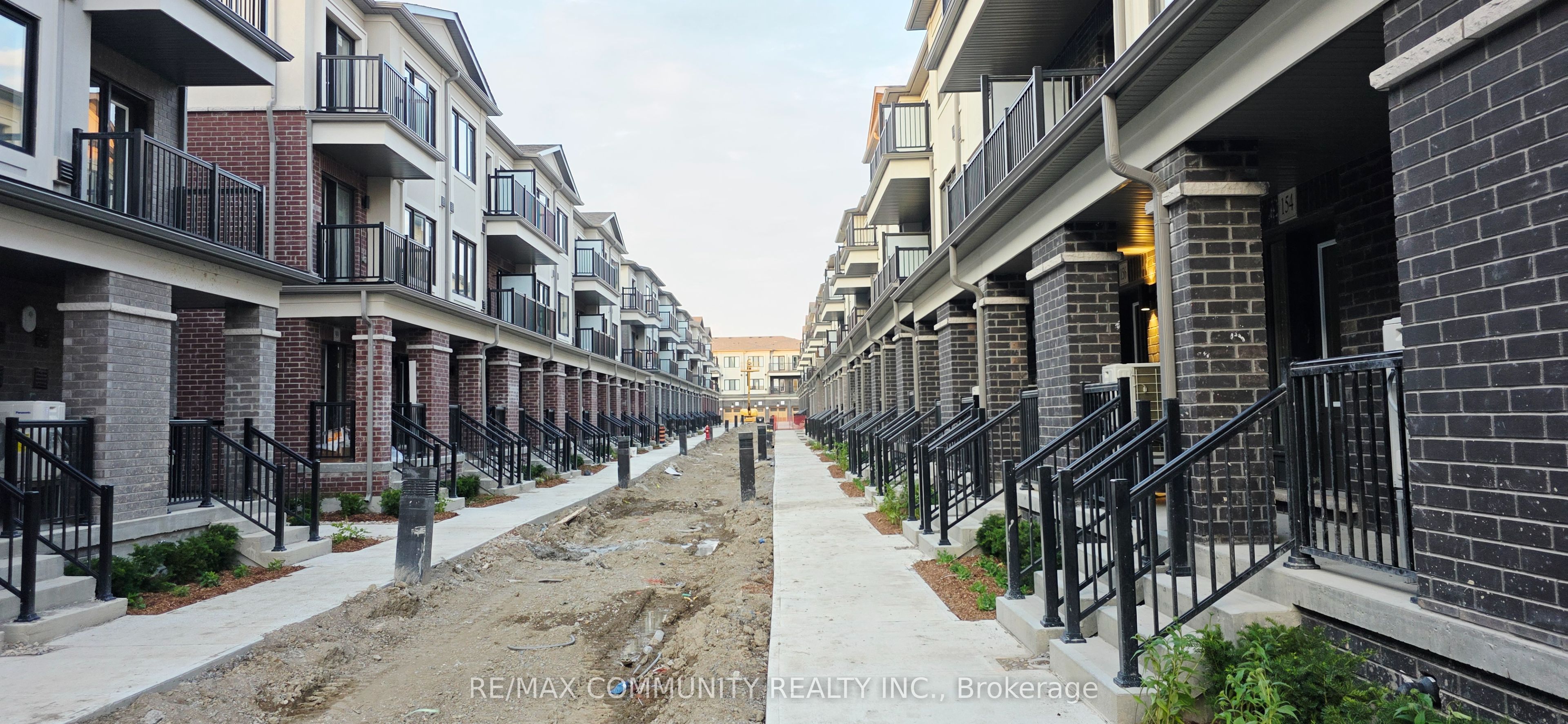 Unit 105 - 158 Matawin Lane, Richmond Hill 3