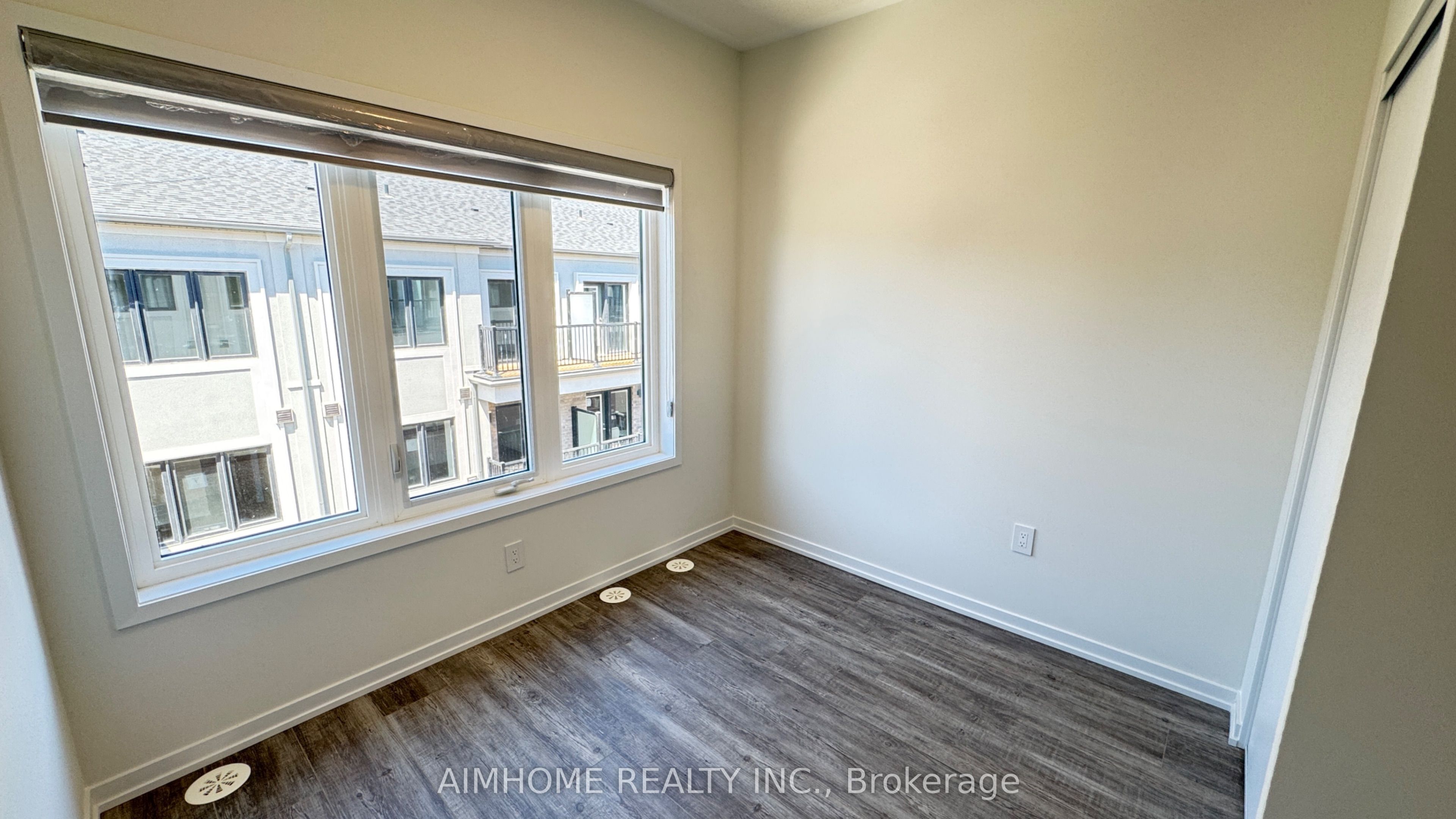 95 MATAWIN Lane, Richmond Hill 5