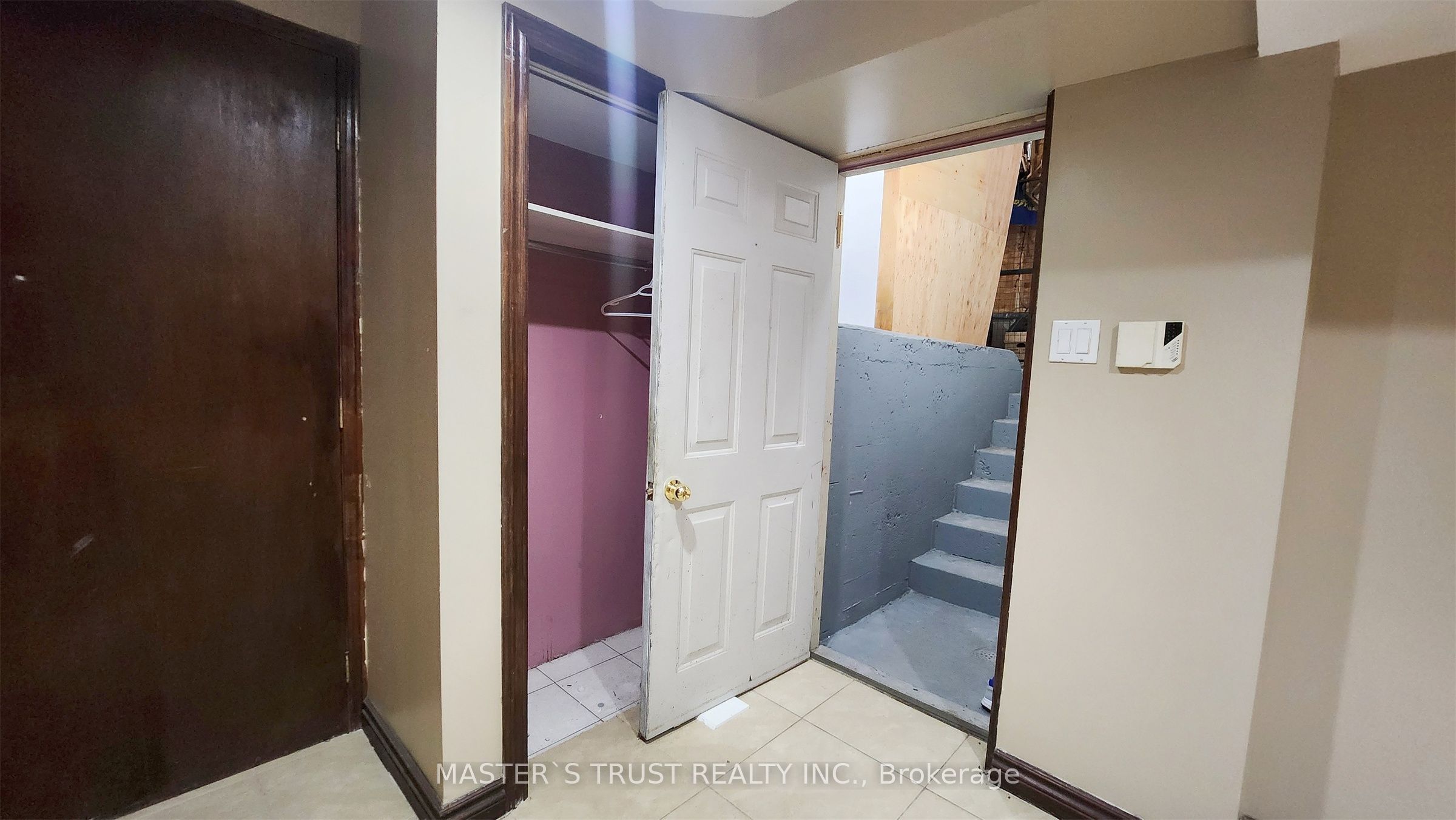 9 Springer Drive, Richmond Hill 4
