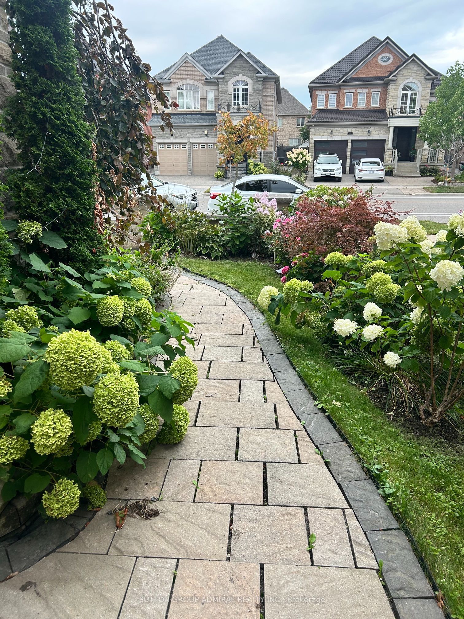 307 Chatfield Drive, Vaughan 2