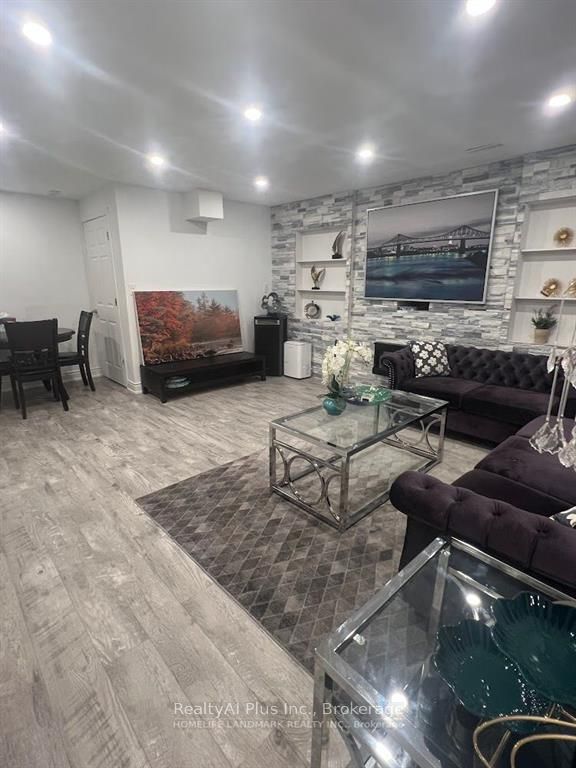 Unit Bsmt - 80 Batchford Crescent, Markham 5