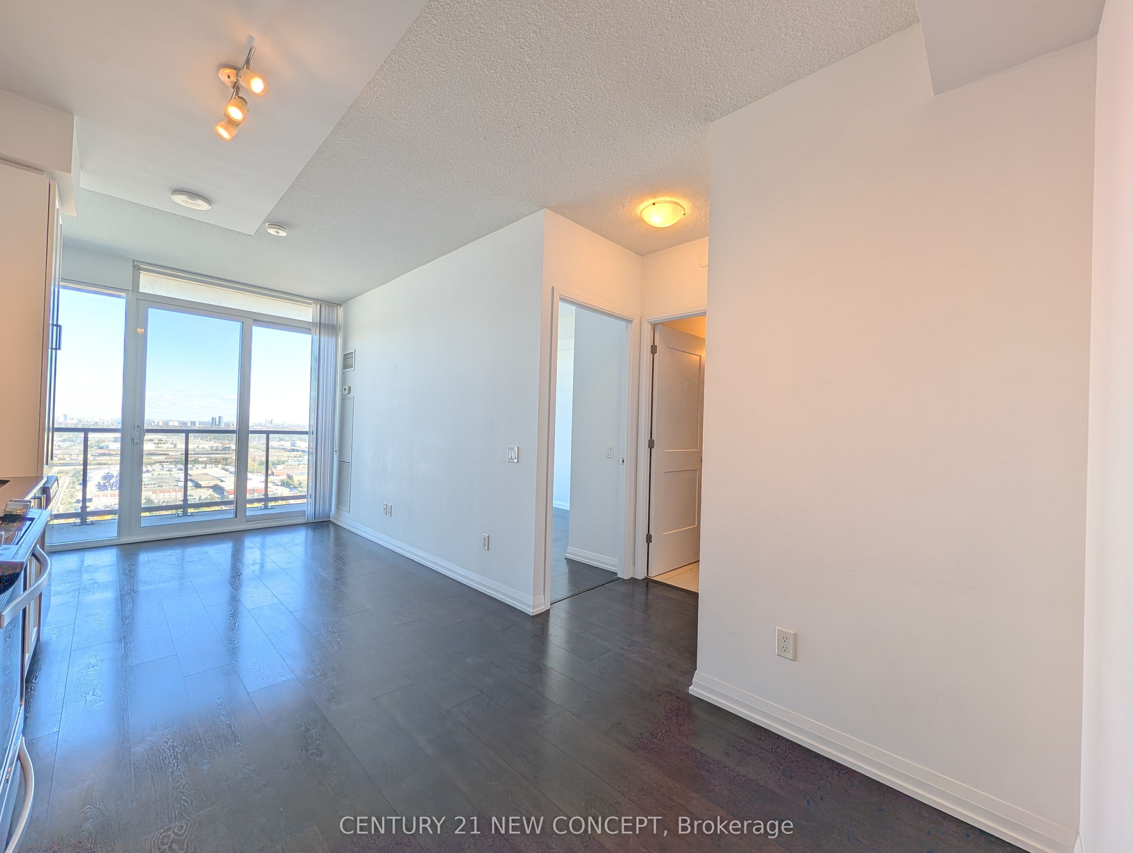 Unit 3018 - 7895 Jane Street, Vaughan 4
