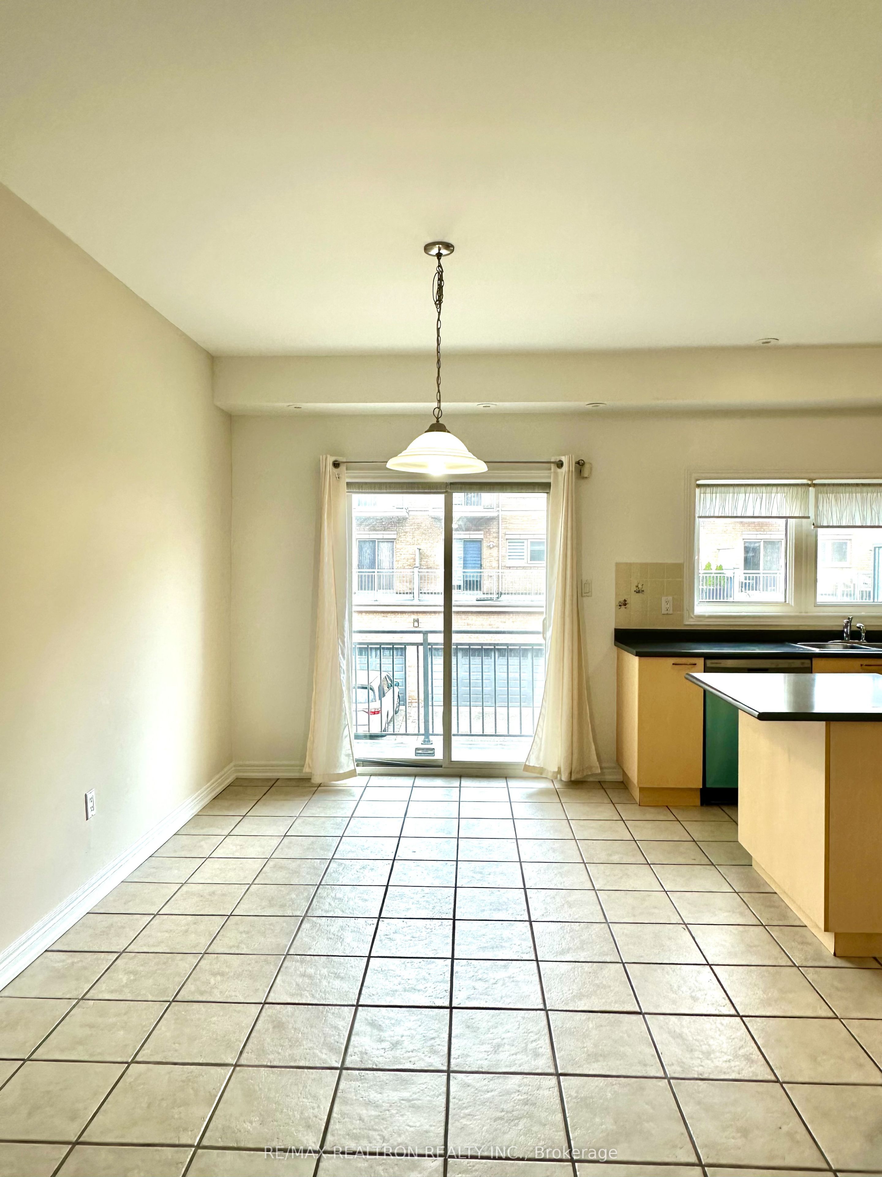 54 Times Avenue, Markham 5