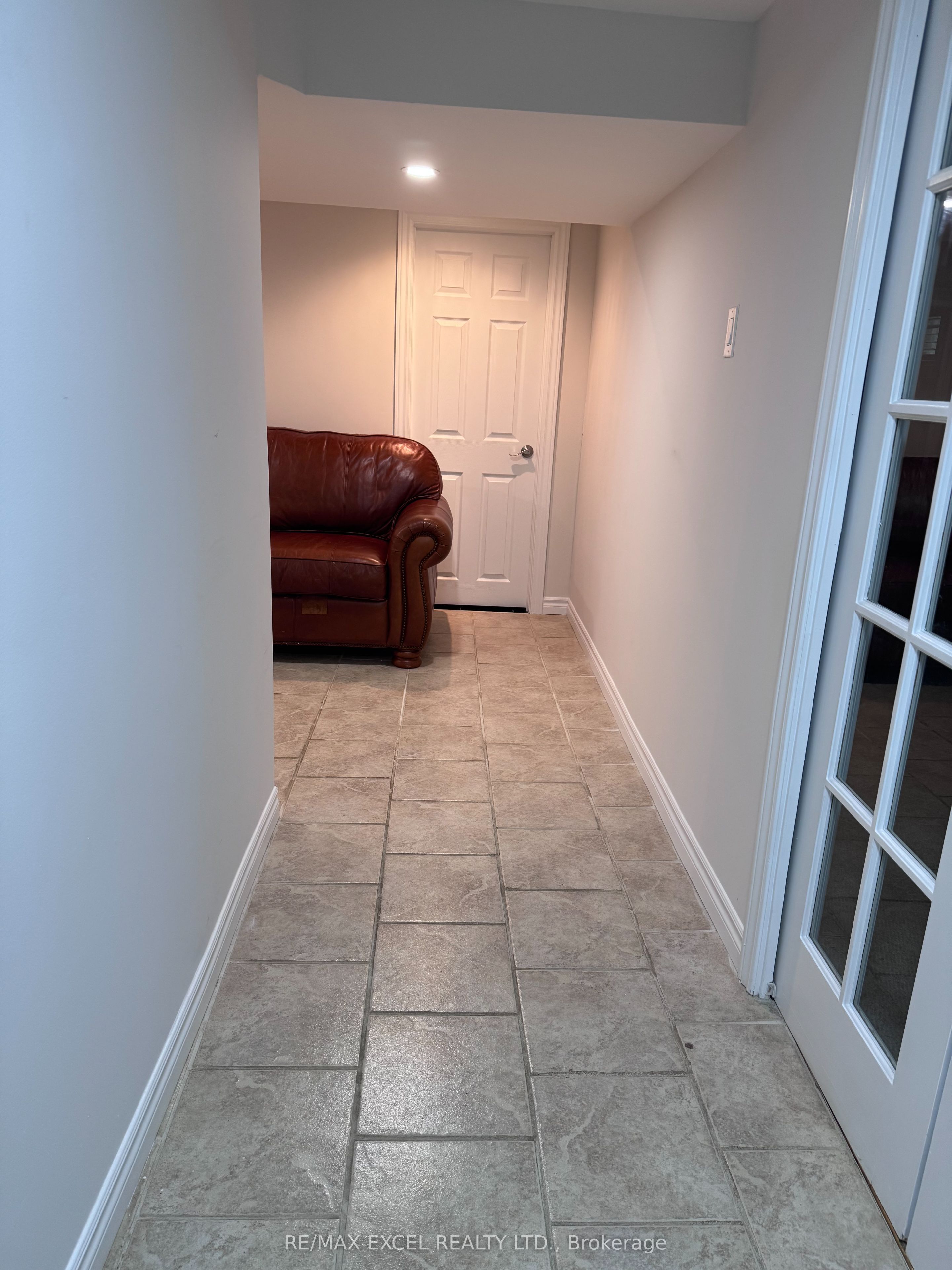 Unit Bsmt - 21 Wootten Way, Markham 4