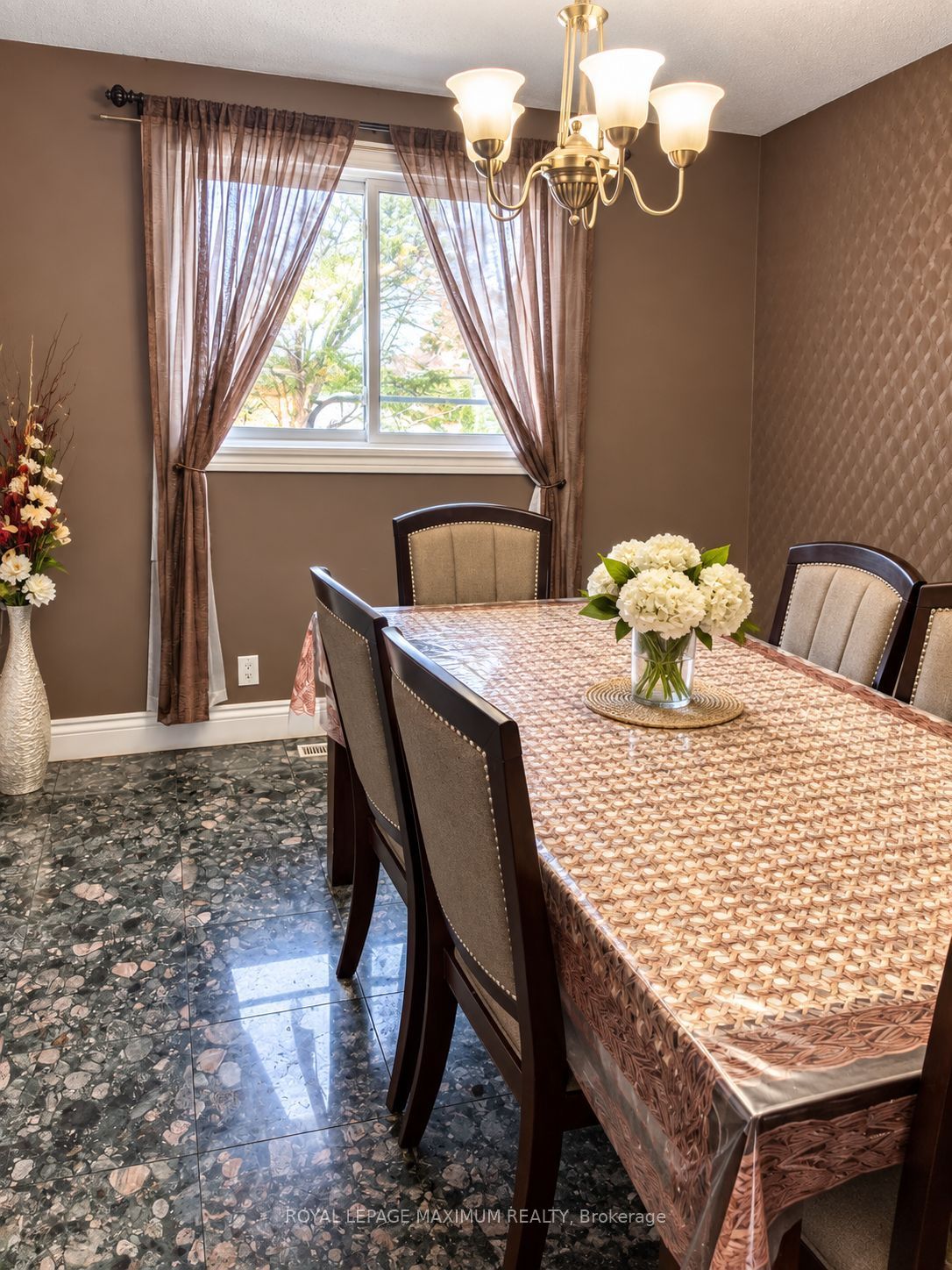 Unit Main Floor - 7 Wood Crescent, Bradford West Gwillimbury 3