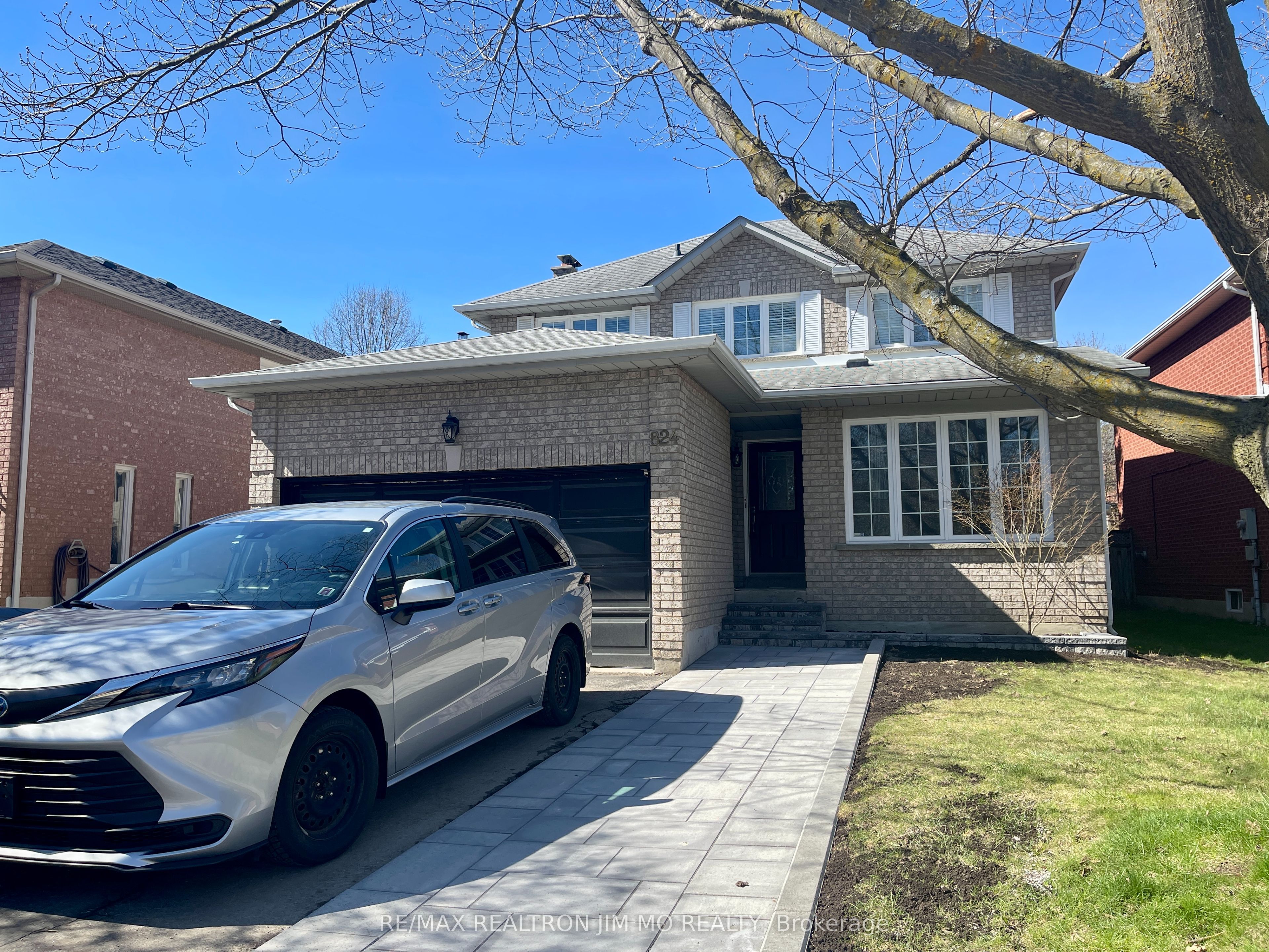 Unit Lower - 824 College Manor Drive, Newmarket 2