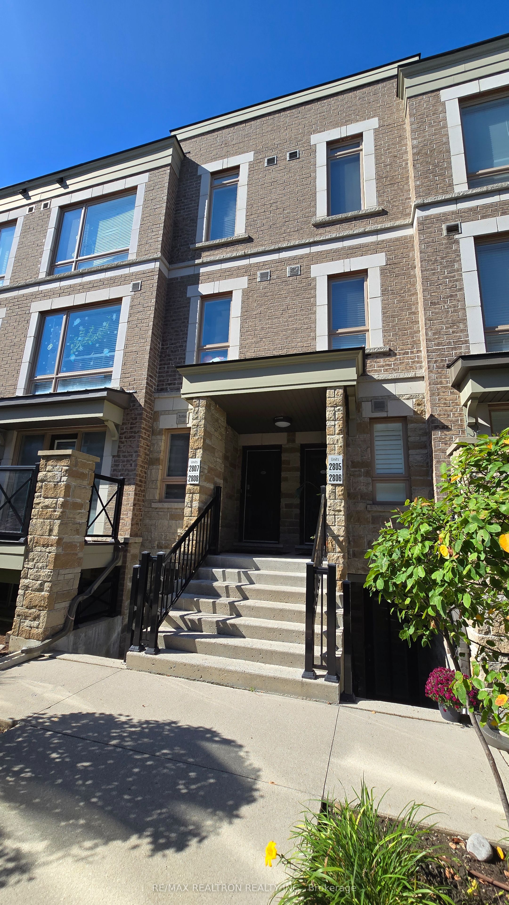 Unit 2807 - 21 Westmeath Lane, Markham 2