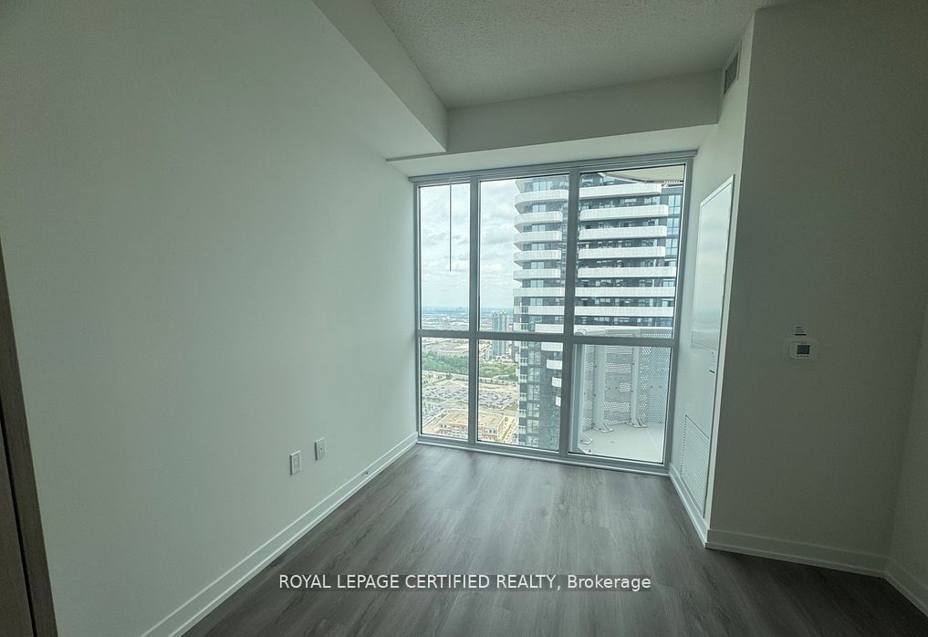 Unit 5515 - 225 Commerce Street, Vaughan 4