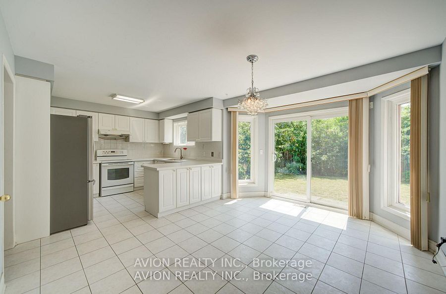 29 Charrington Crescent, Markham 3