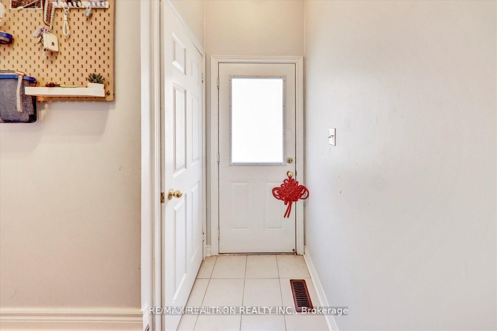 Basement -65 Kincaid Lane, Markham 4