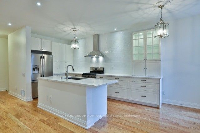 447 Lady Nadia Drive, Vaughan 3