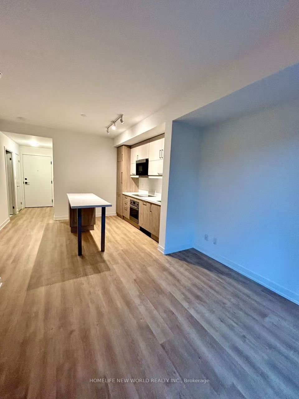Unit 906 - 8119 Birchmount Road, Markham 5