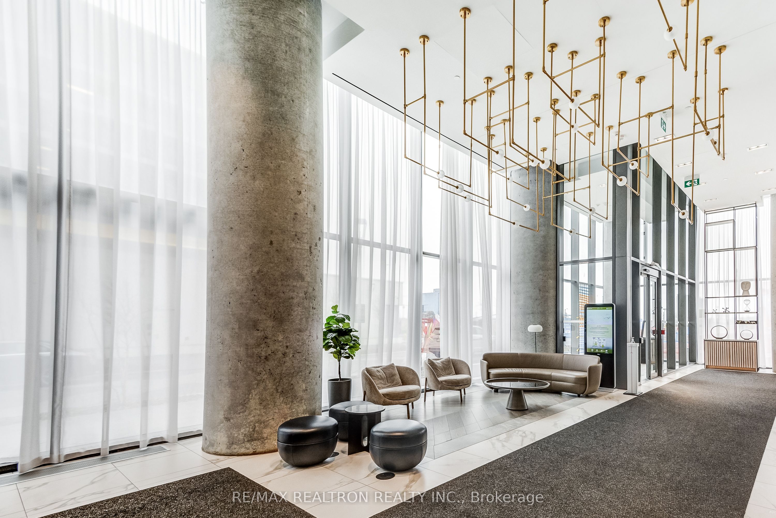 Unit 1608 - 5 Buttermill Avenue, Vaughan 5