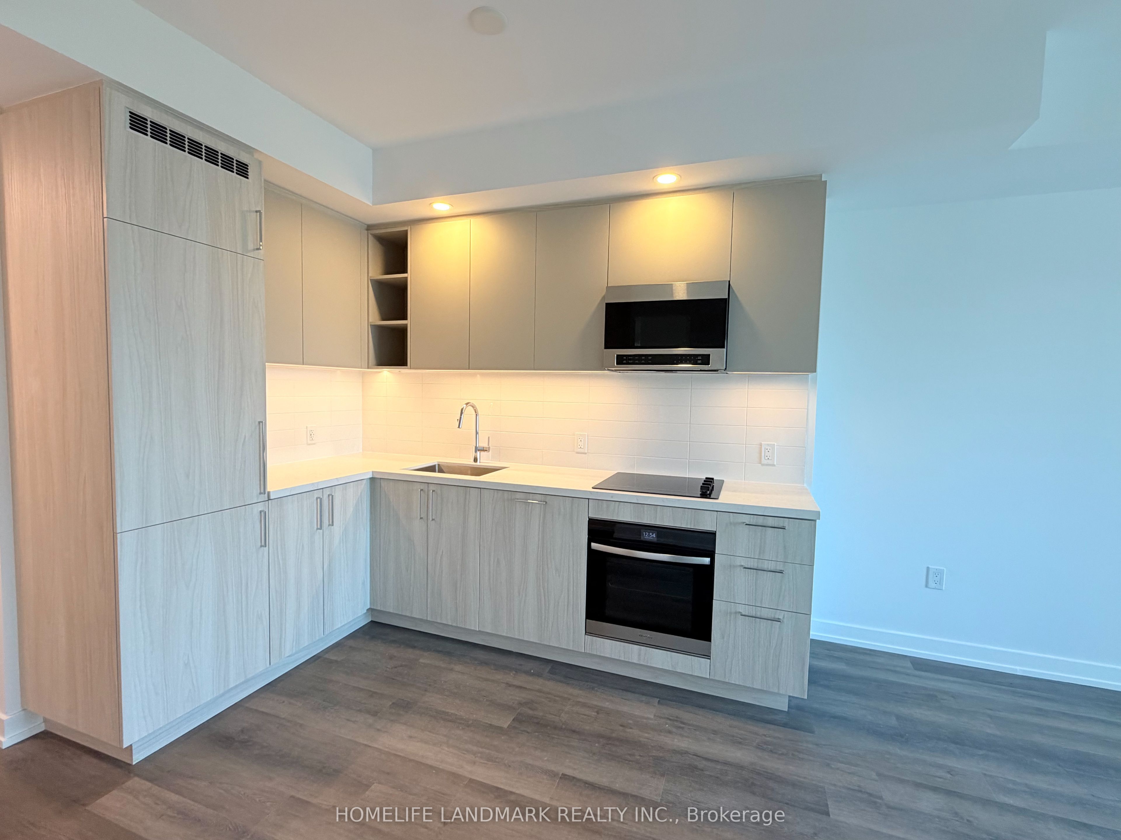 Unit 1810 - 5 Meadowdale Road, Vaughan 4