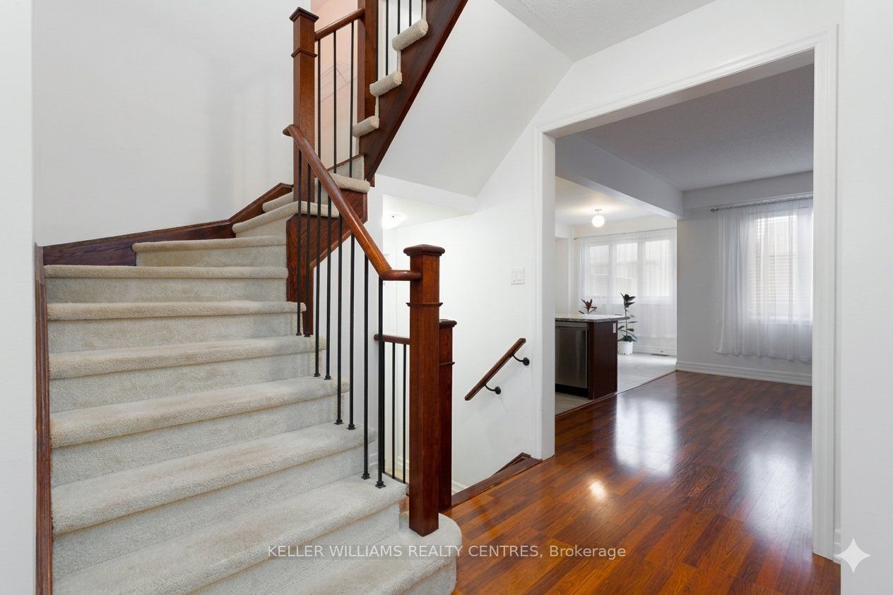 18 Hutton Crescent, Essa 2