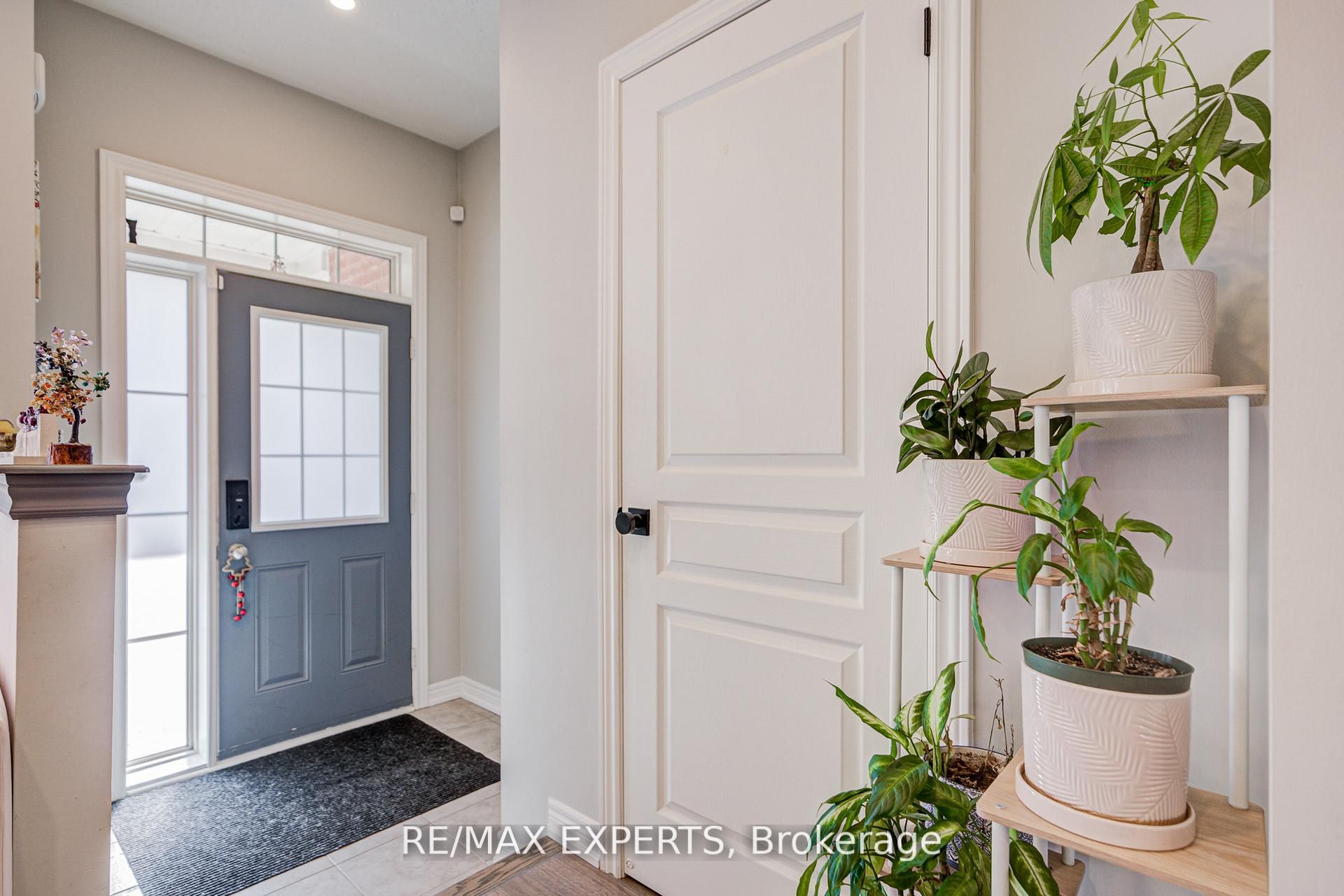 32 Walter Proctor Road, East Gwillimbury 5