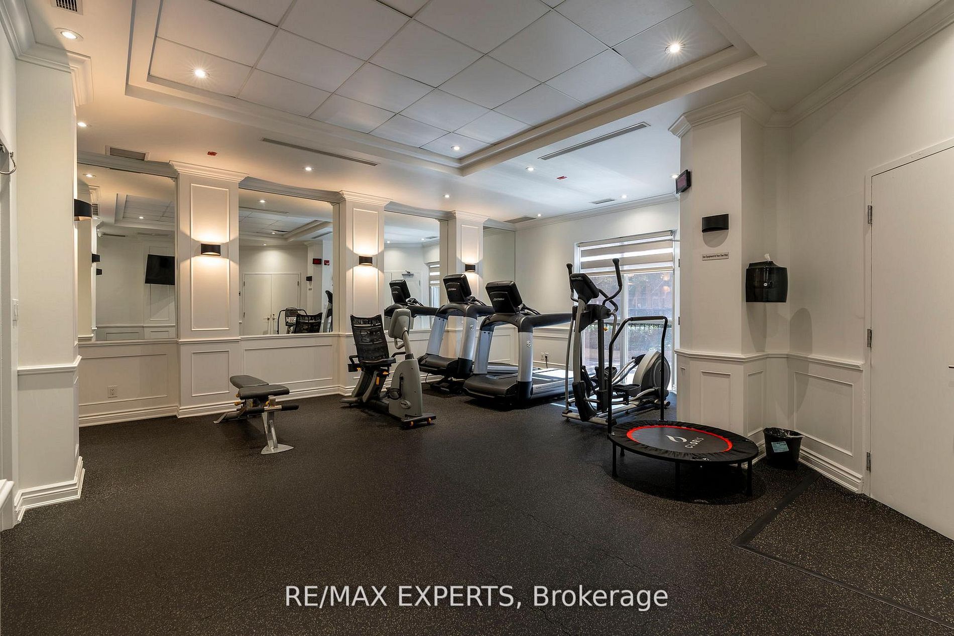 Unit 207 - 281 Woodbridge Avenue, Vaughan 2