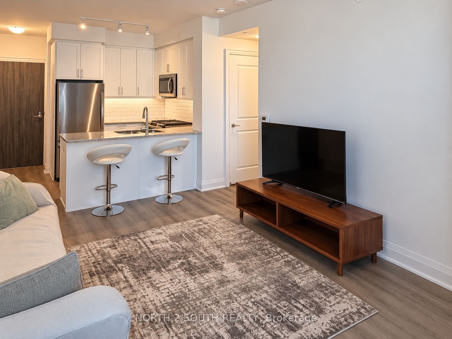 Unit 601 - 10 Gatineau Drive, Vaughan 4