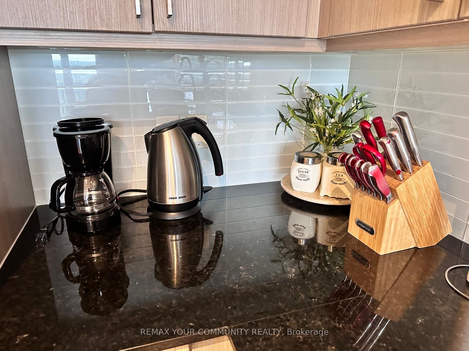 Unit 807B - 9600 Yonge Street, Richmond Hill 4