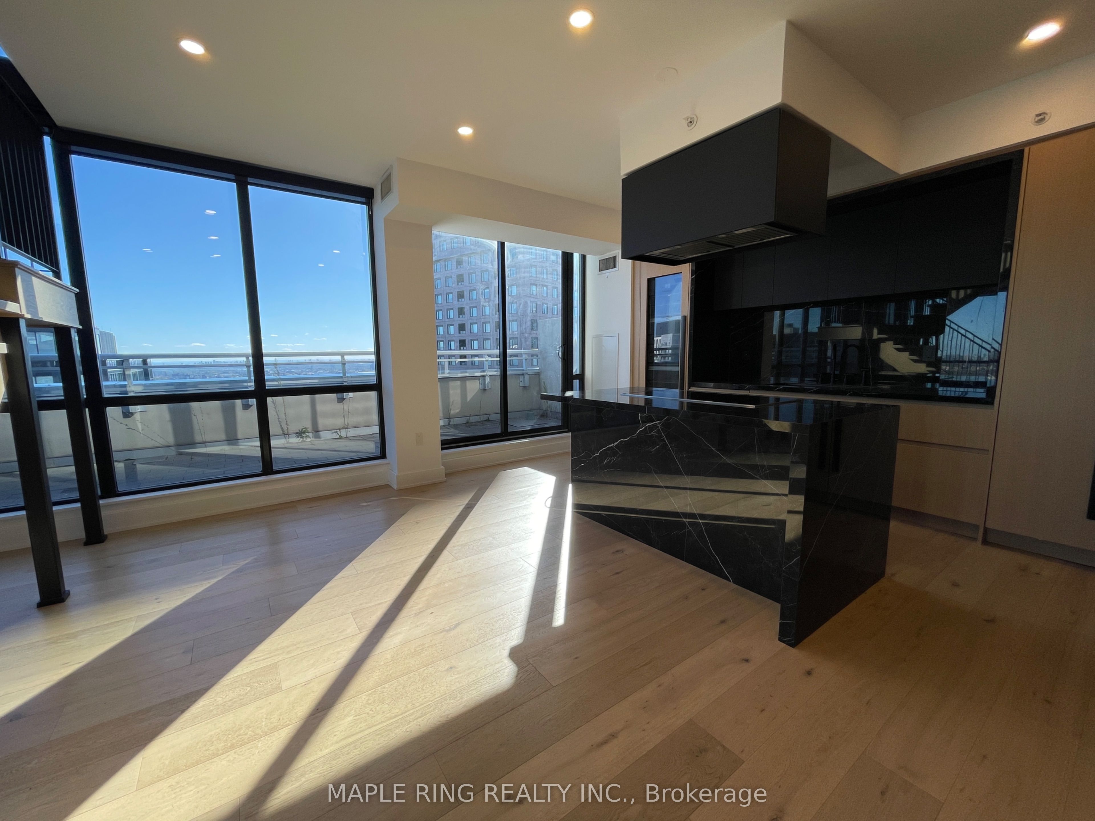 Unit 3802 - 2916 Highway 7 Road, Vaughan 2