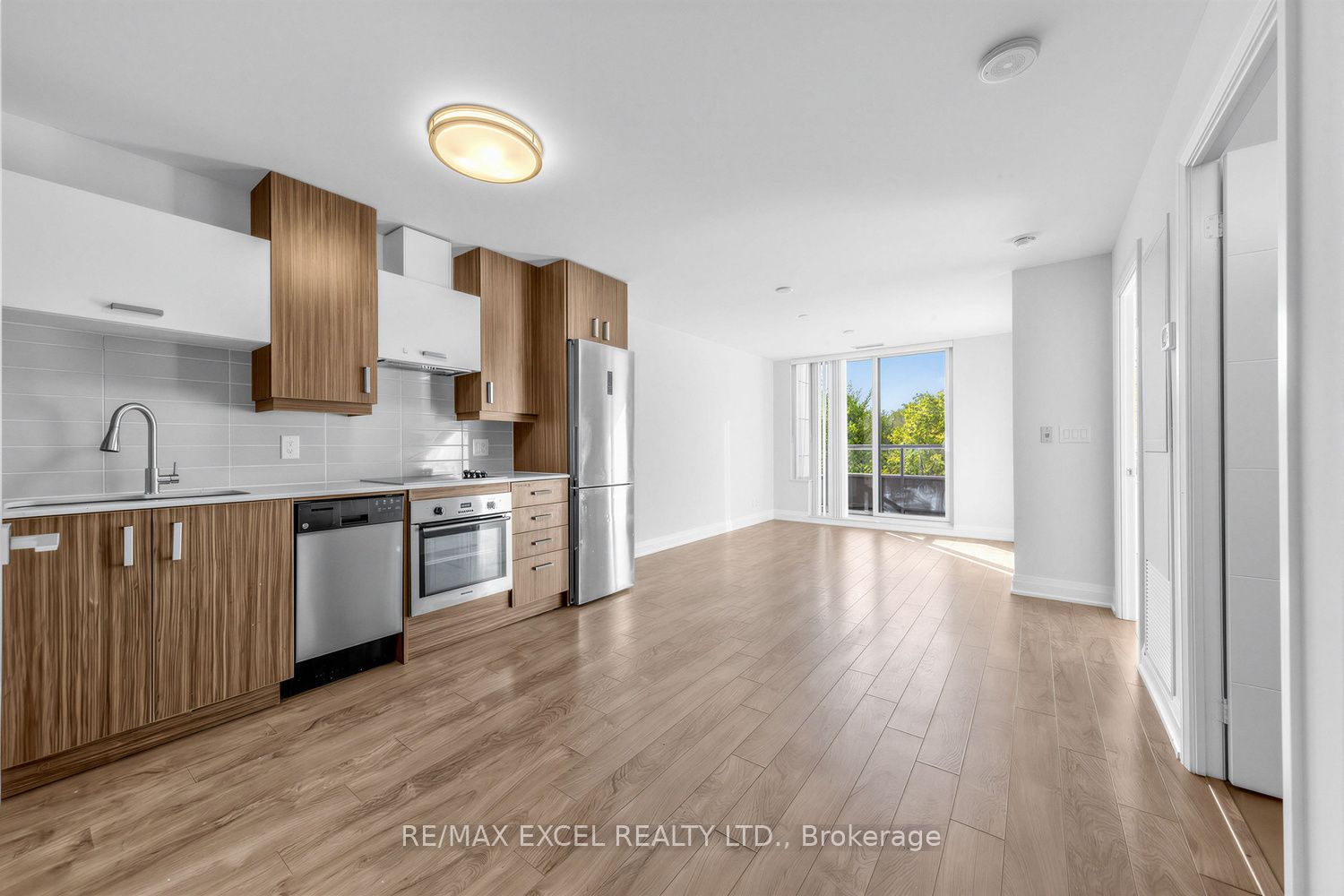 Unit 225 - 18 Uptown Drive, Markham 3