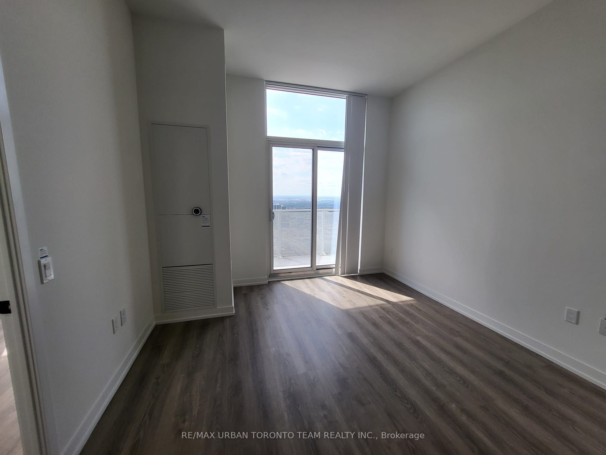 Unit PH105 - 195 Commerce Street, Vaughan 4