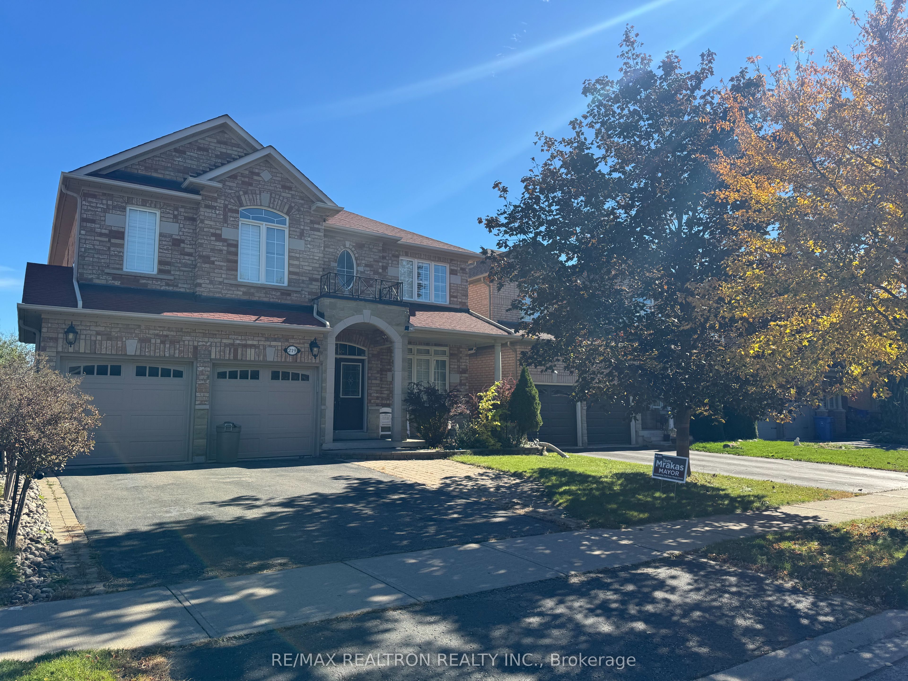 Unit Bsmt - 219 Bilbrough Street, Aurora 1
