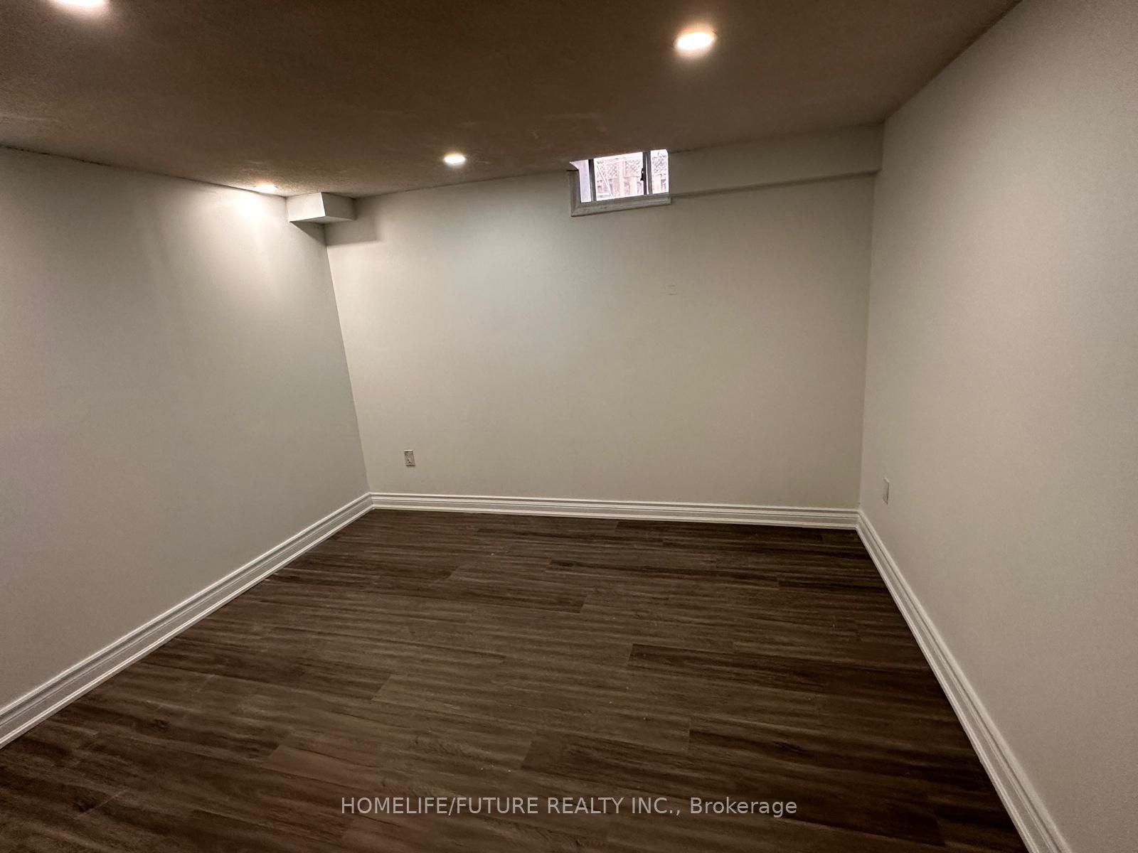 Unit Bsmt - 39 Jordana Drive, Markham 5